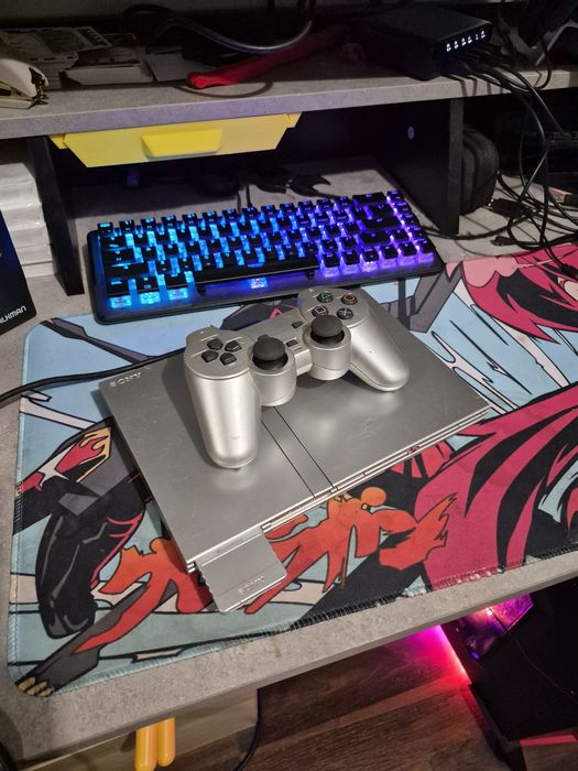 PlayStation 2 Slim SCPH-77004 Silver