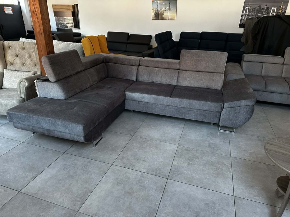 Naroznik w kolorze szarym