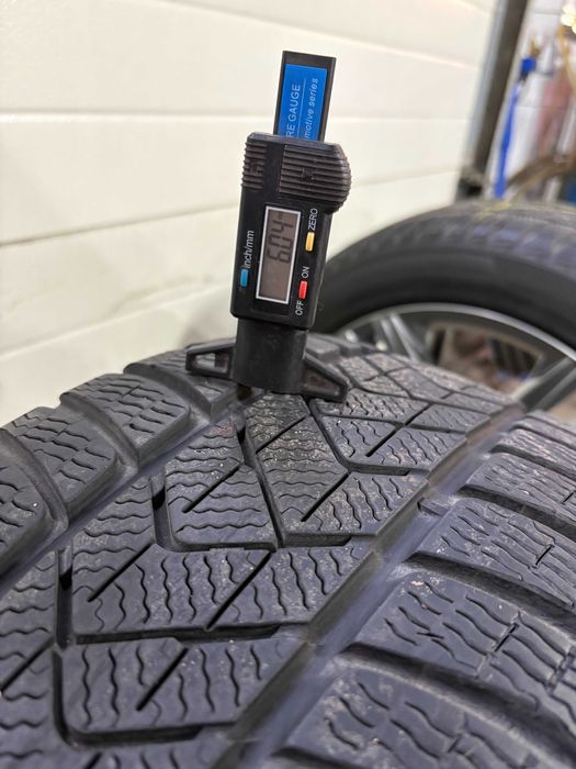 Felgi / koła zimowe 18" OEM VW SEBRING 8x18 5x112 ET40 Arteon Passat