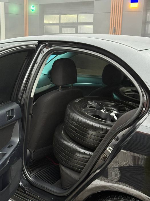 Mitsubishi Lancer 10-X