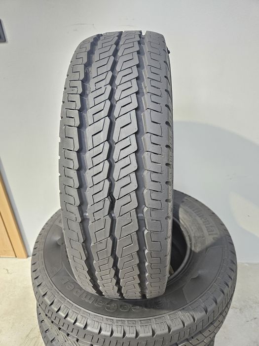 Opony Continental 225/75 r 16cp komplet