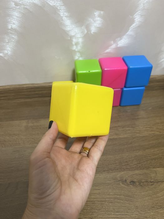 Кубіки пластикові