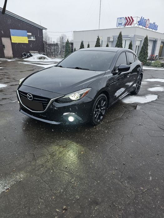 Мазда 3  Touring 2.5