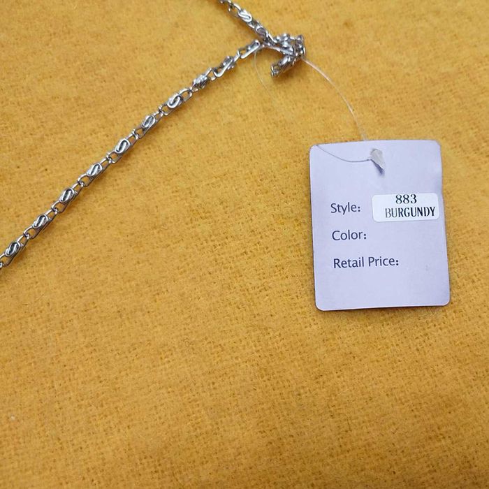 Новий клатч цвета бургунди