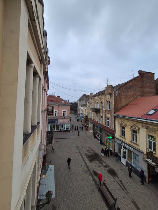 Ужгород. Продається 2-кімн.квартира на набережній. Центр.