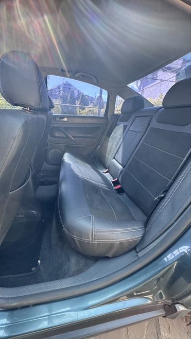 Volkswagen Passat B5+ 2.8 V6