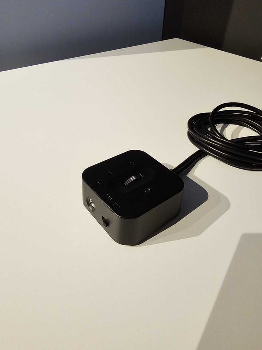 Colunas Logitech Z213 c/Subwoofer & Controlador
