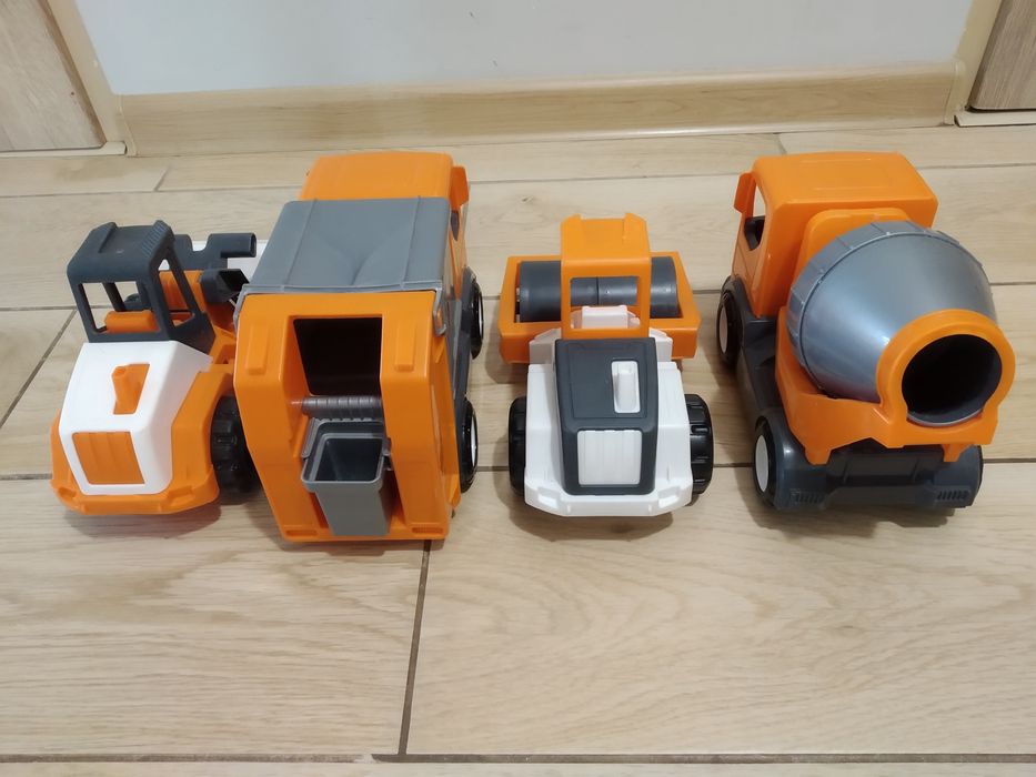 Zabawki WADER walec, śmieciarka, ładowarka, betoniarka
