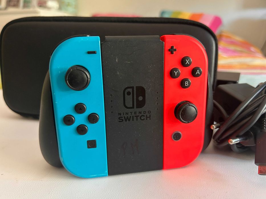 Nintendo Switch (modelo original), pack completo