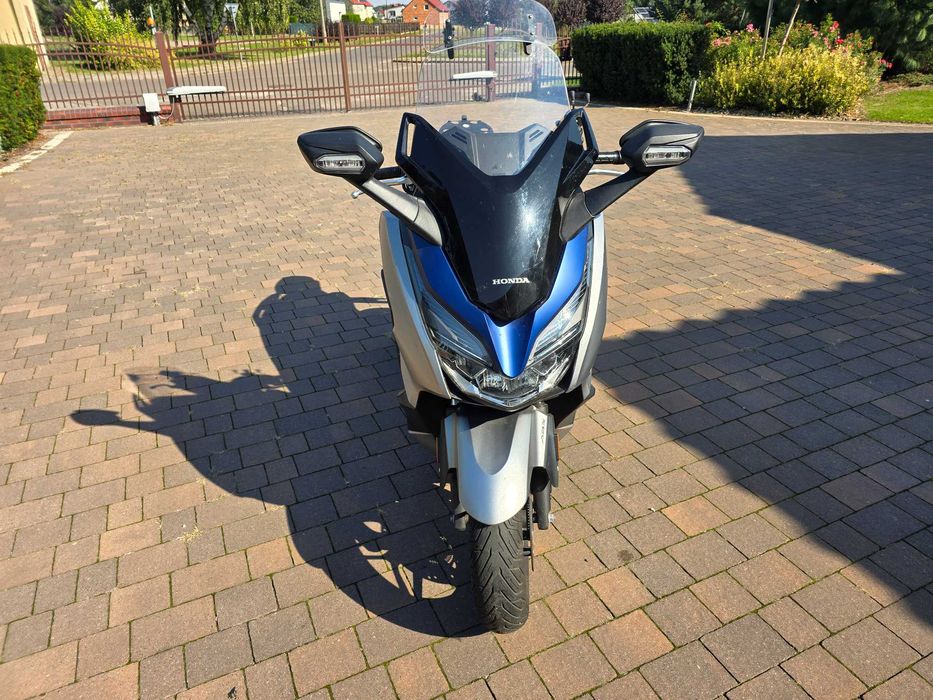 Skuter Honda FORZA 125 NSS 2019
