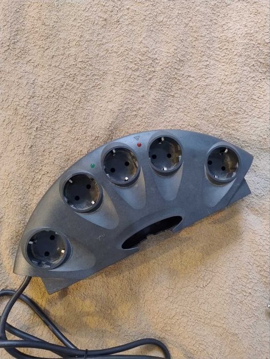 Сетевой фильтр, производства Англия.