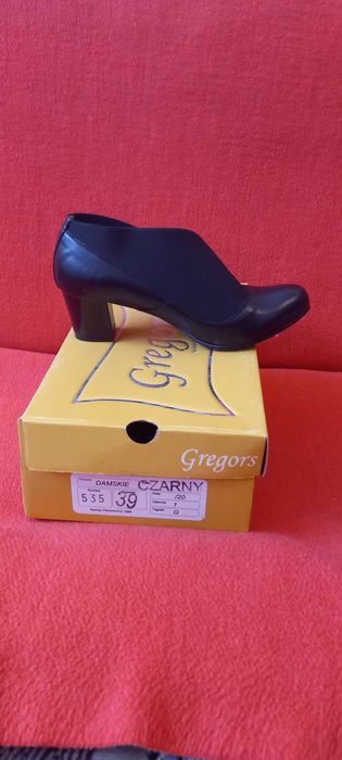 Półbuty skórzane 39