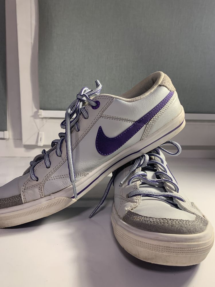 Nike 2025 capri ii