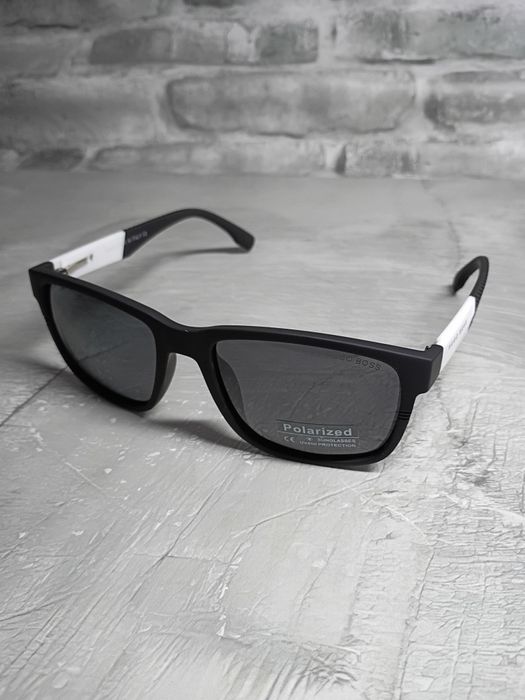 Hugo Boss Polarized чоловічі сонцезахисні окуляри 2026