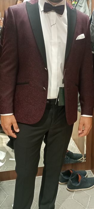 Sprzedam garnitur ślubny