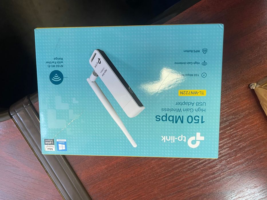 Це TP-Link TL-WN722N USB Wi-Fi адаптер (150 Мбіт/с).