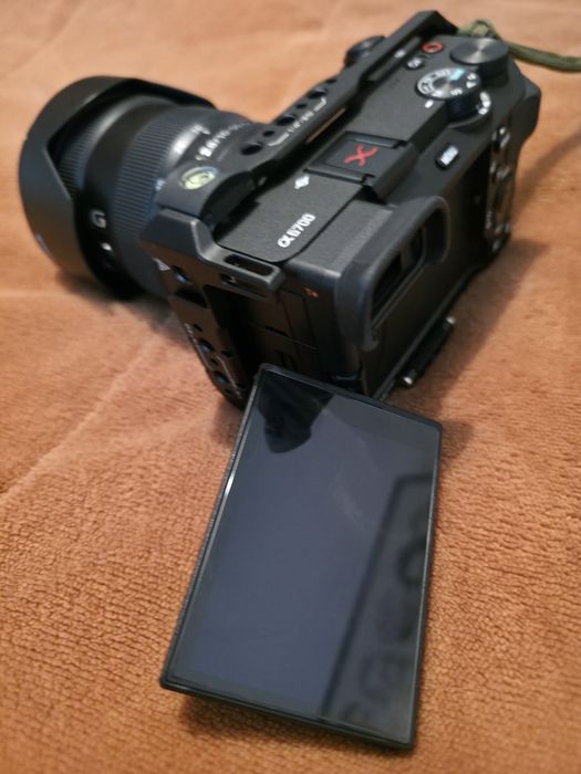 Sony a6700 como nova