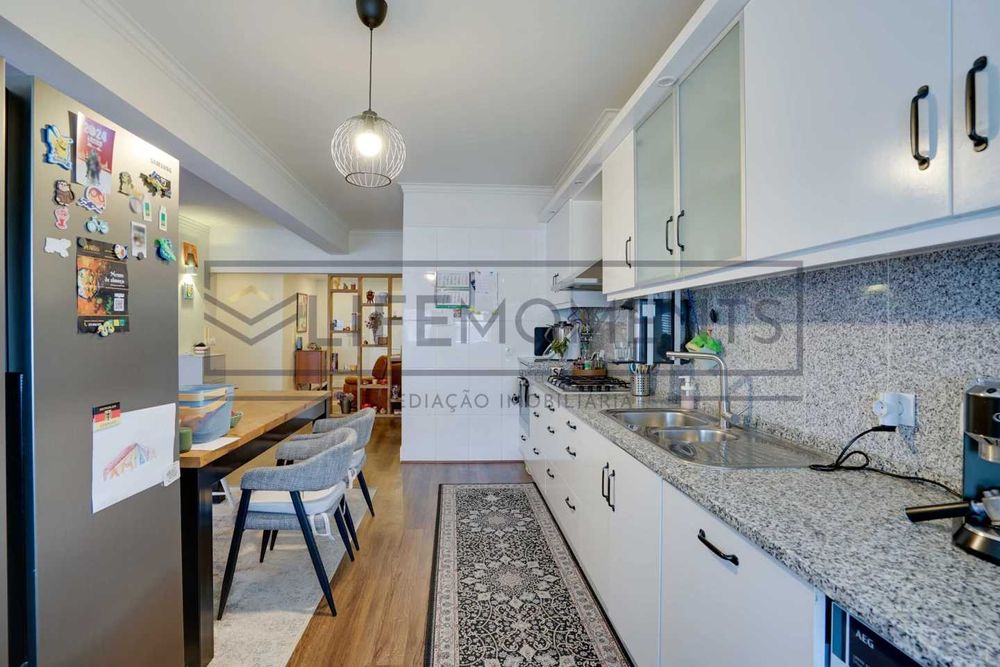 Apartamento T4 com vista rio