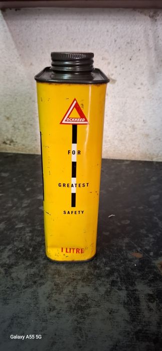 Latas antigas de lubrificantes
