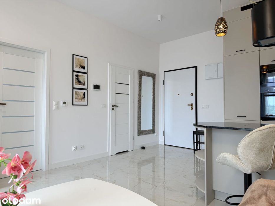 Luksusowy apartament ,SPA, fitness, klimatyzacja, garaż, 25m basen. - Więcej