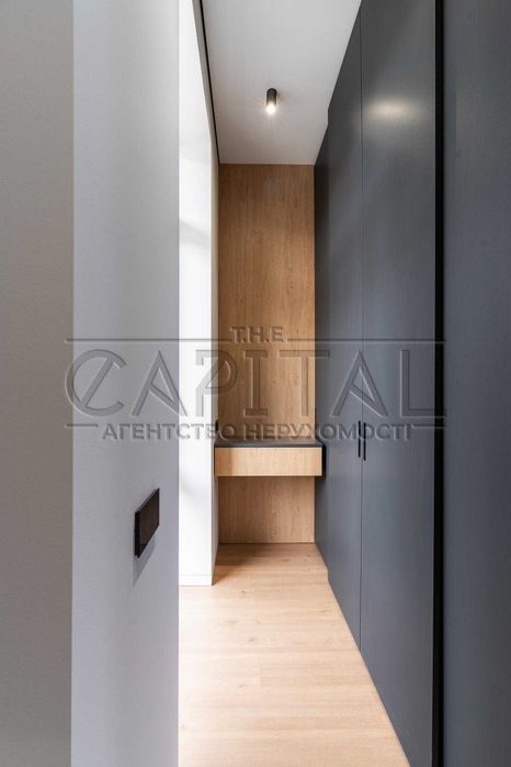 Продаж будинку, таунхаус, закрите КМ, Рожни