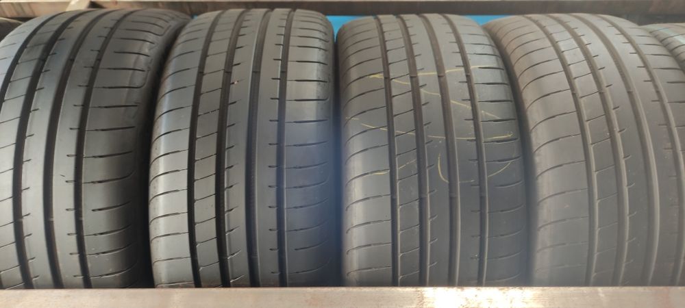 Pneus 225/40/19 Goodyear semi novos
