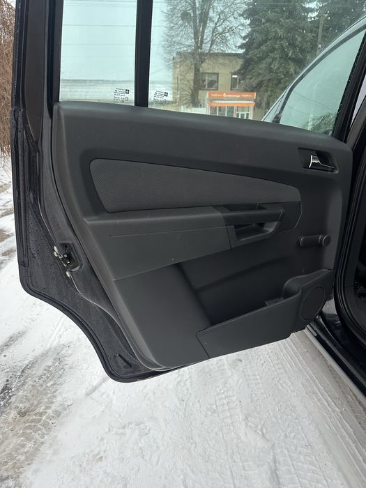 Опель зефіра Б 1.9 дизель!2007