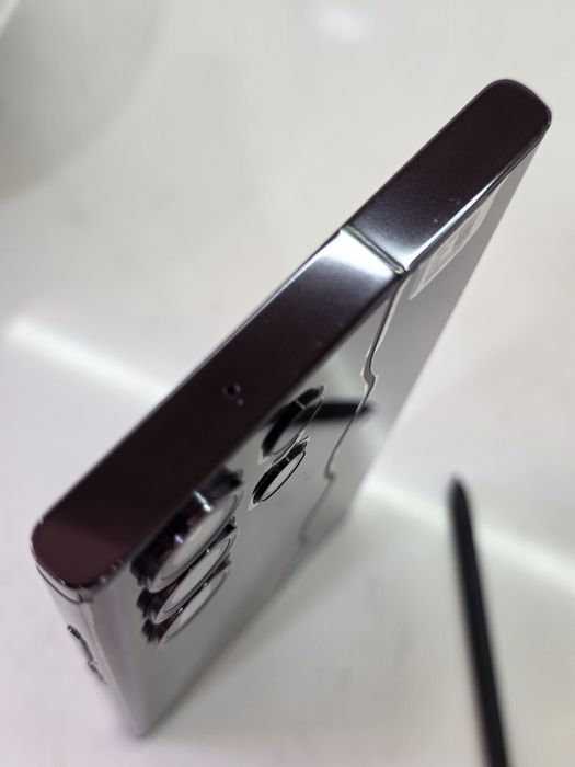 Samsung S23 Ultra 512GB.