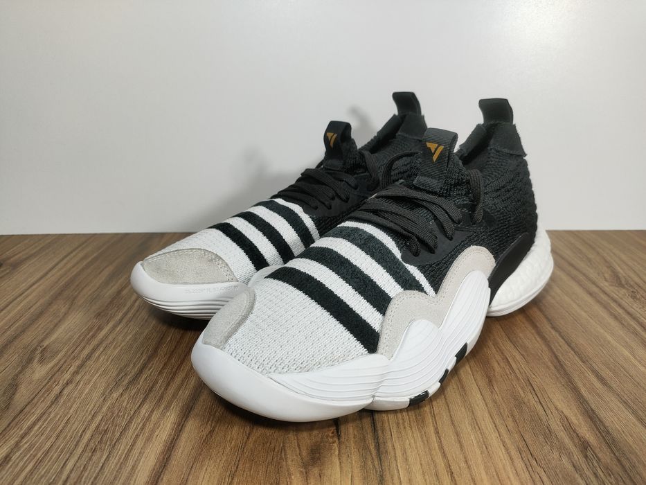 Buty Adidas Trae Young 2.0 Boost Basketball skórzane r. 39 1/3 25cm
