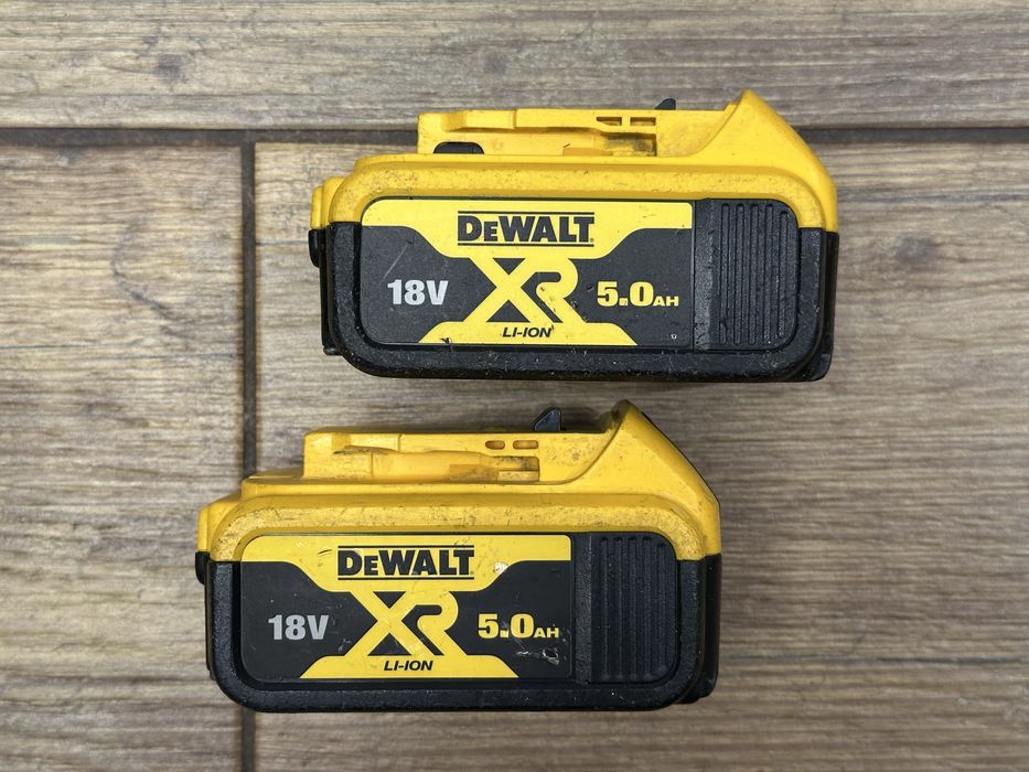2x bateria, akumulator DeWalt XR 18V 5,0Ah 2021r.