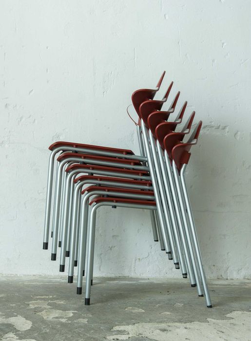 Krzesła drabert vintage design ratro czerwone metalowe białe