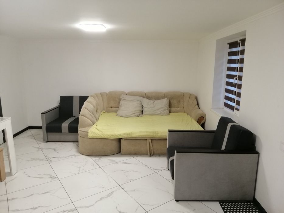 Будинок-квартира подобово