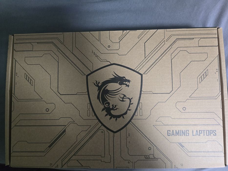 MSI KATANA 15 B13V RTX 4060 8GB / i7-13620H / 16GB RAM / SSD 1TB / 144Hz