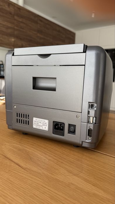 Лічильник банкнот Umicon 3200 Value з визначенням номіналу