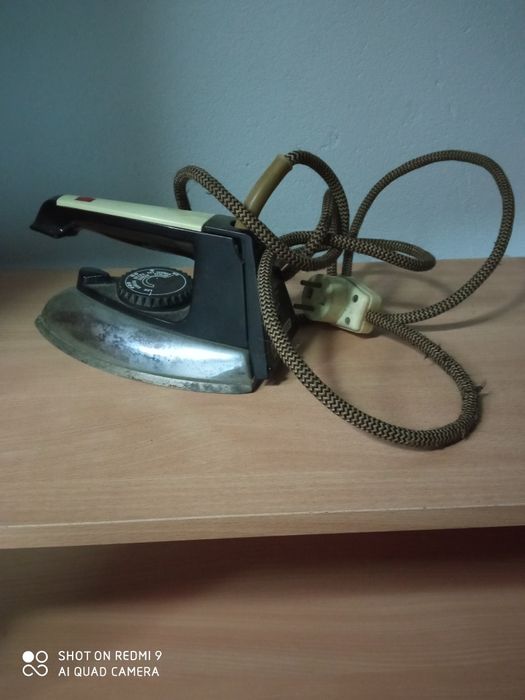 Sprzedam żelazko PREDOM 237