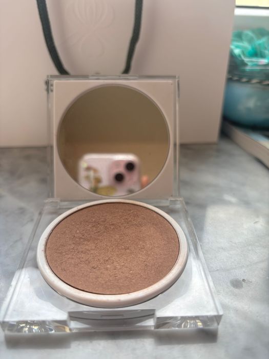 RMS beauty bronzer