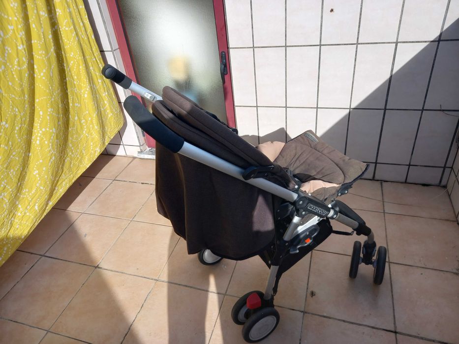 carrinho bebé maxi-cosi