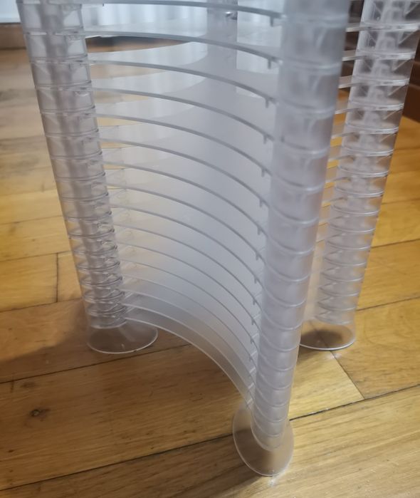 Estante de plástico porta CD