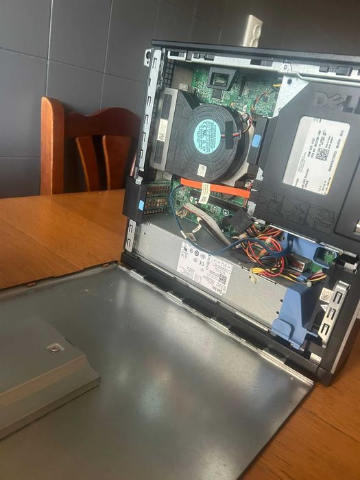 Computador Dell Antigo