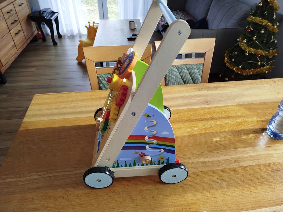 Chodzik z tablicą manipulacyjną