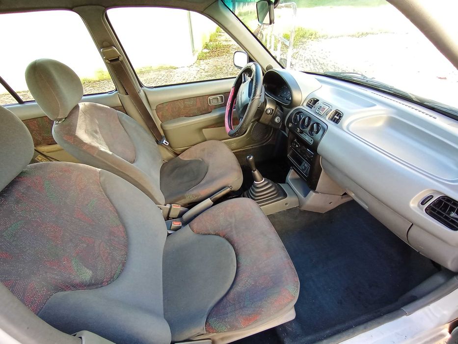 Nissan Micra 1.5 diesel 5 lugares