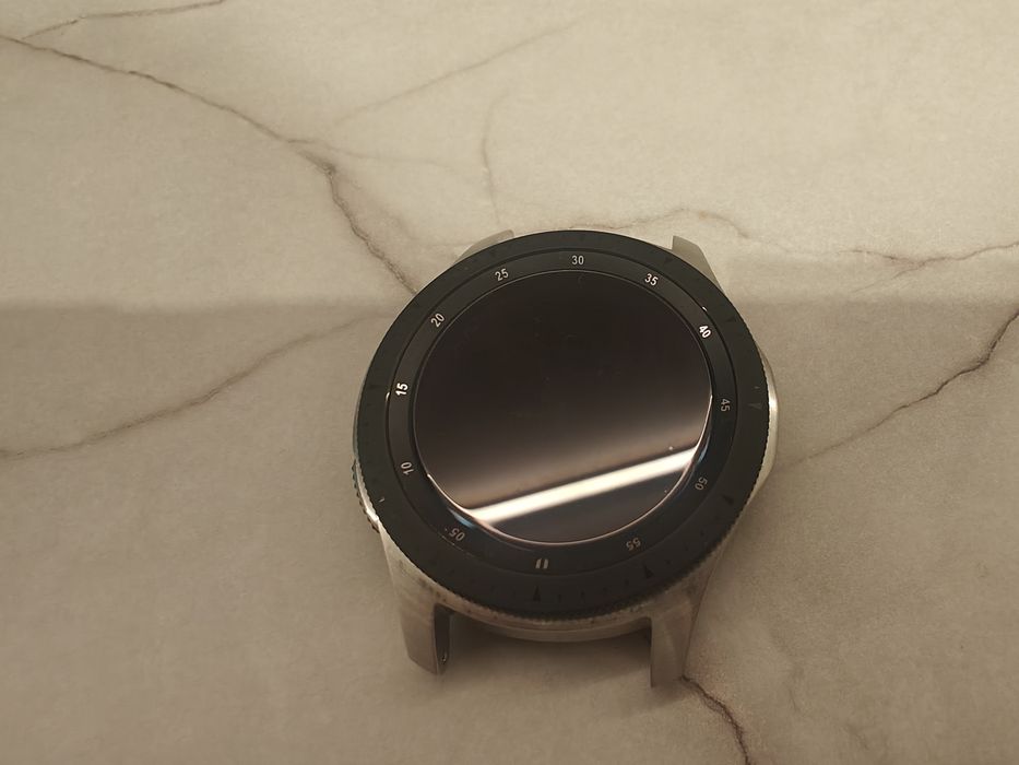 Samsung Galaxy Watch 46mm - JAK NOWY, 5-6 ładowań, Spigen, Szkło