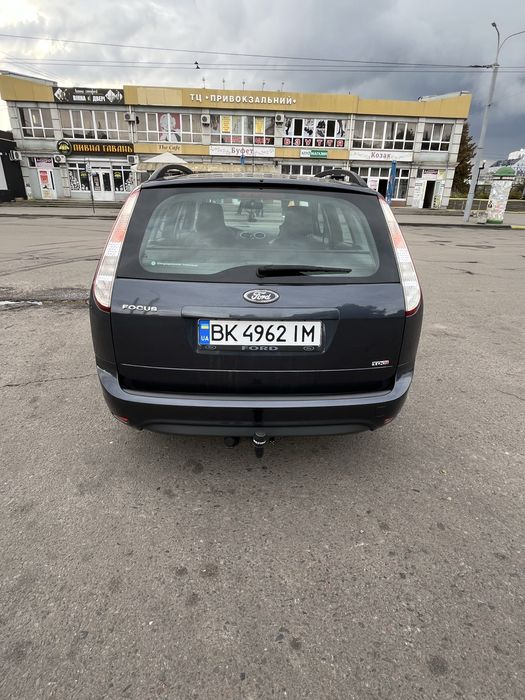 Ford Focus 2 Rest