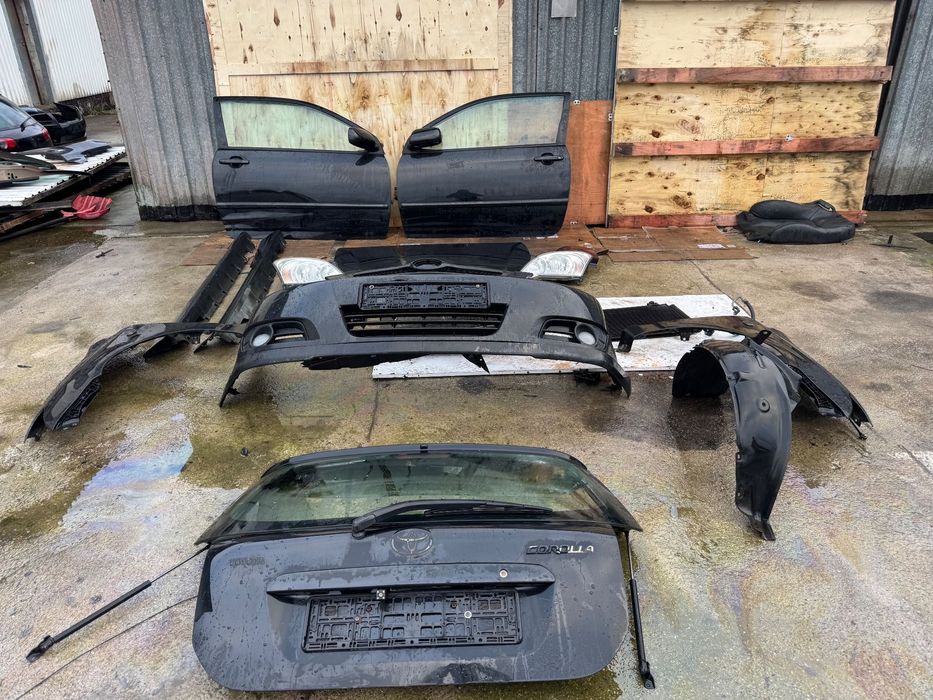 Toyota corolla e12 maska zderzak przód drzei prawe lewe progi nadkole błotnik prawy lewy klapa tył tylnia klapa bagażnika lusterko kod lakieru 209 czarny fb15
