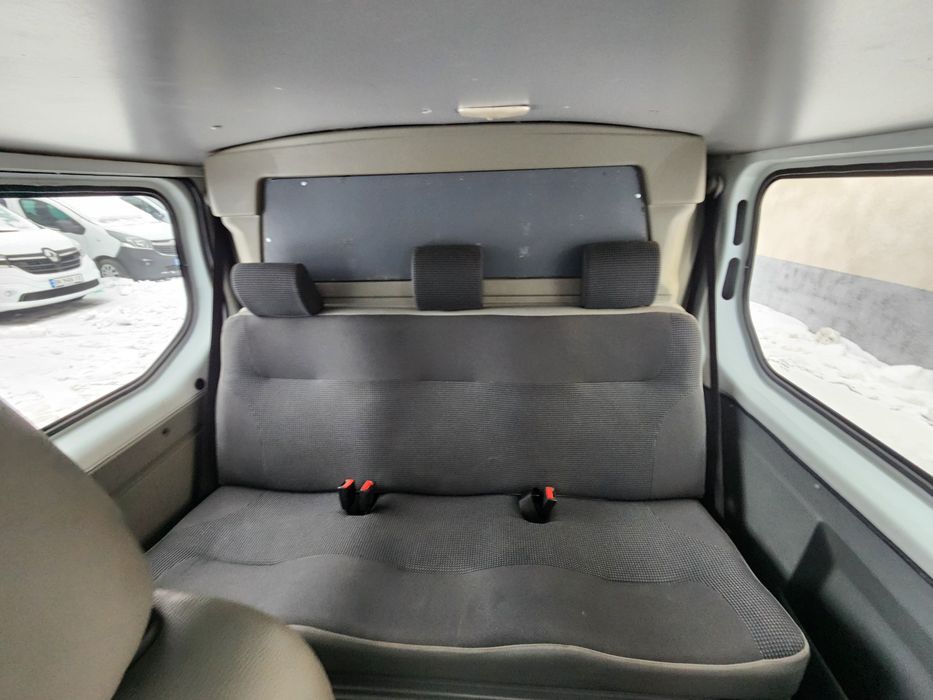 Опель Віваро 2011 рік, 2,0 дизель, 84 квт.Оригінальний вантажо-пасажир