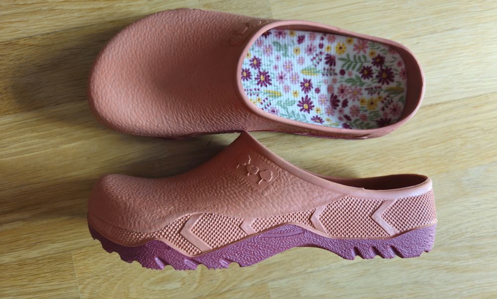 Ogrodowe buty  laczki klapki rozmiar 36 marka Gardenline