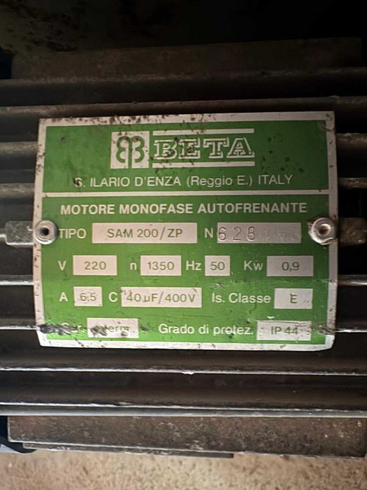 Pórtico com guincho e balde -500kg