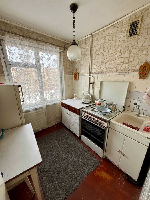 2 кімнатна квартира, просп. Левка Лук'яненка