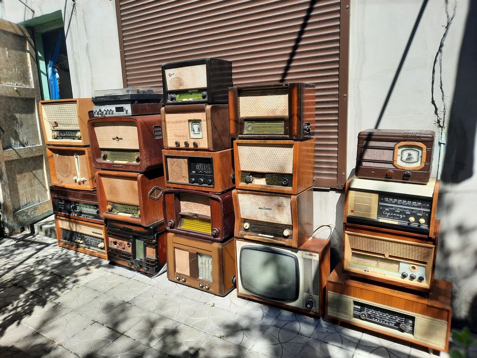 Радіоли,одним лотом.