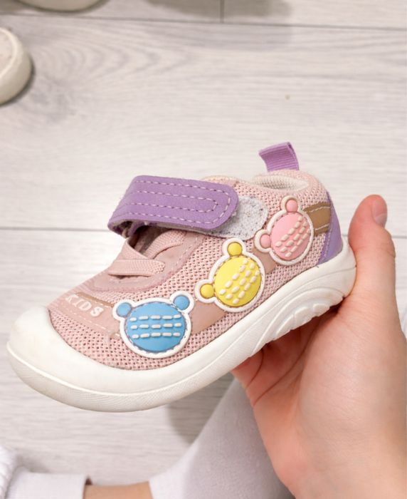 Дитячі кросівки розмір 18